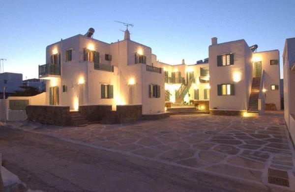 אורנוס Yanna Asteri Suites מראה חיצוני תמונה